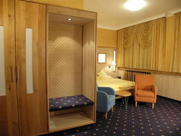 Ambient Hotel Zum Schwan Gelsenkirchen Ngoại thất bức ảnh